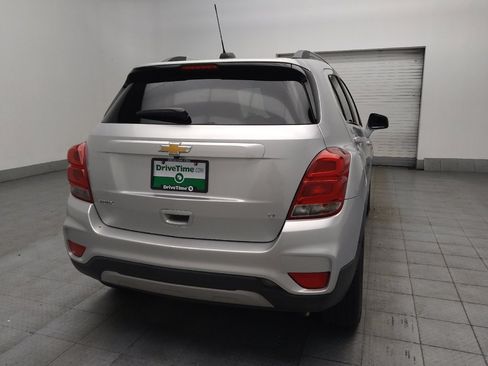 Used 2017 Chevrolet Trax LT w/ LT Convenience Package FWD image 7