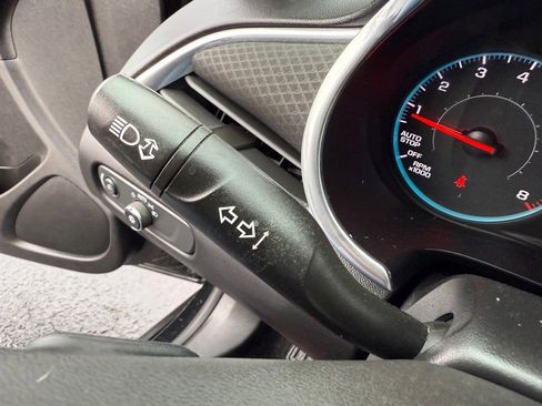 Used 2020 Chevrolet Malibu LT image 36