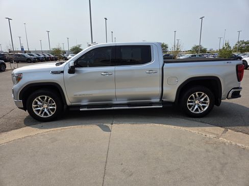 Used 2019 GMC Sierra 1500 SLT w/ SLT Premium Plus Package AWD/4WD image 4