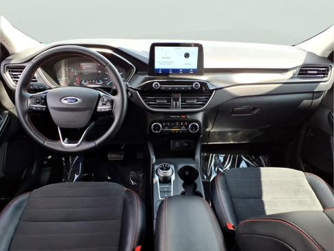Used 2022 Ford Escape SEL w/ SEL Stealth AWD Package image 18