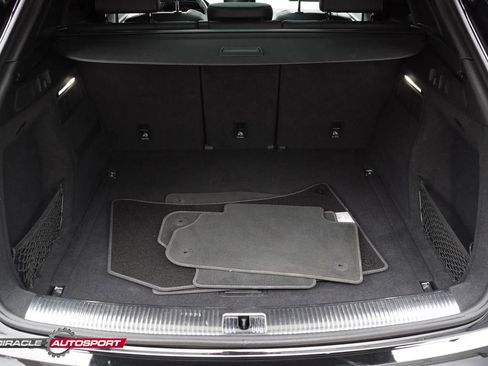 Used 2019 Audi SQ5 Premium Plus w/ Premium Plus Package image 28