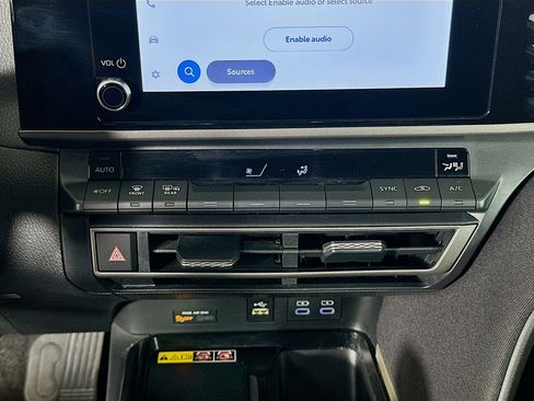 Used 2025 Toyota Camry LE image 22