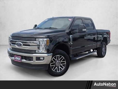 Used 2018 Ford F250 Lariat w/ Lariat Value Package AWD/4WD image 1