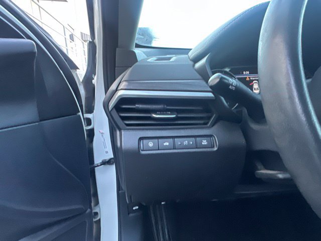 Used 2024 Nissan Altima 2.5 SL FWD image 16