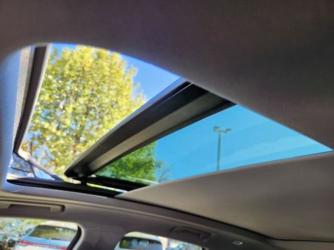 New 2025 Audi Q5 Premium image 24