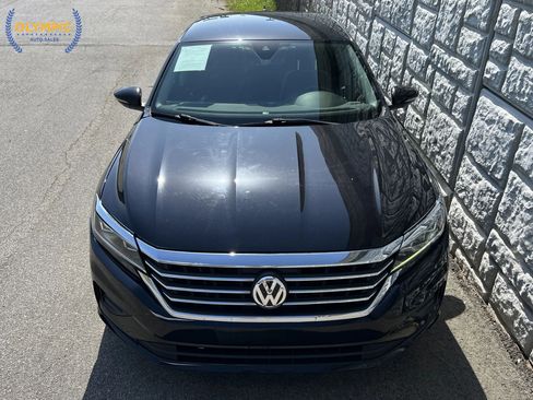Used 2020 Volkswagen Passat 2.0T SE image 2