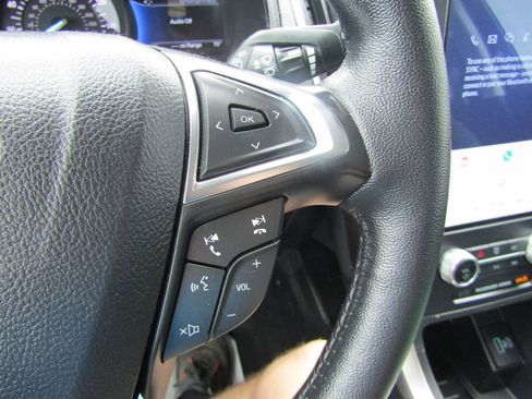 Used 2024 Ford Edge SEL w/ Convenience Package AWD/4WD image 32