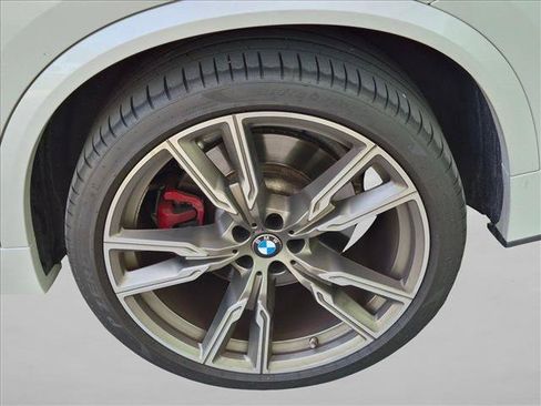 Used 2022 BMW X5 M50i w/ Executive Package AWD/4WD image 20