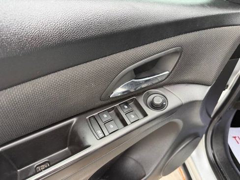 Used 2012 Chevrolet Cruze Eco image 11