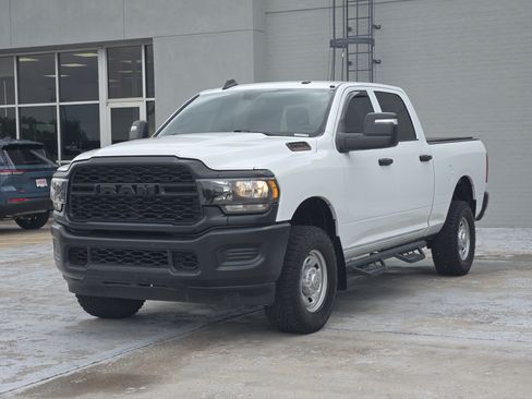 Used 2024 RAM 2500 Tradesman AWD/4WD image 5