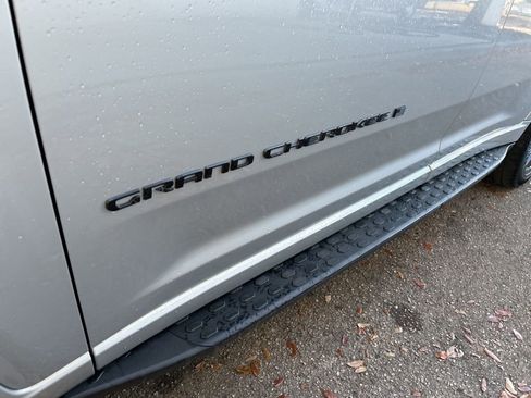 Used 2025 Jeep Grand Cherokee L Summit w/ Advanced Protech Group IV image 14