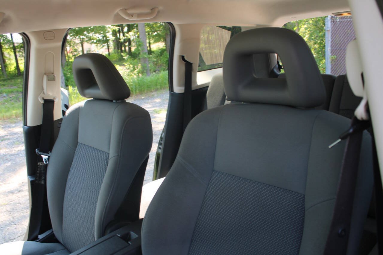 Used 2007 Jeep Patriot Sport FWD image 26