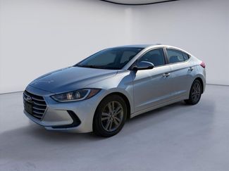 Used 2018 Hyundai Elantra SEL video 1