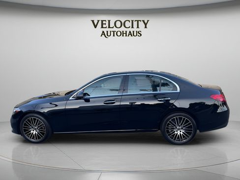 Used 2025 Mercedes-Benz C 300 4MATIC Sedan image 4
