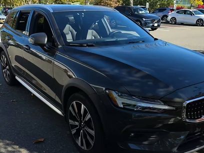 Used 2020 Volvo V60 T5 Cross Country