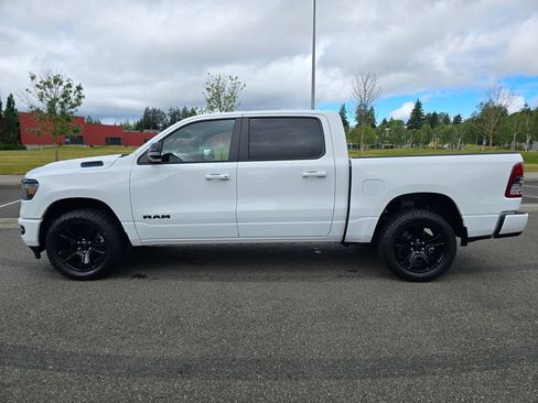 Used 2022 RAM 1500 Big Horn AWD/4WD image 2