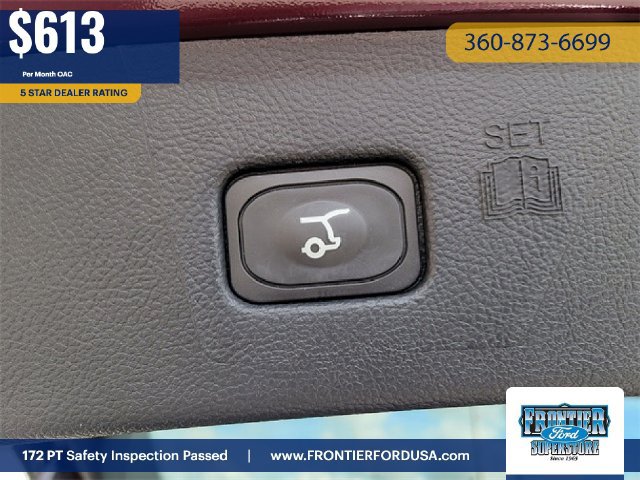 Used 2022 Ford Edge ST-Line w/ Class II Trailer Tow Package AWD/4WD image 11