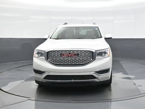 Used 2017 GMC Acadia Denali AWD/4WD image 2