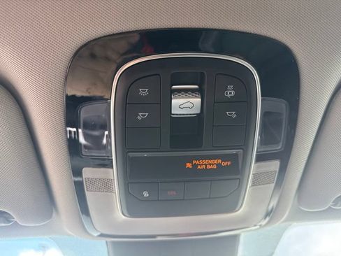 Used 2021 Hyundai Santa Fe SEL w/ Convenience + Premium Package FWD image 34