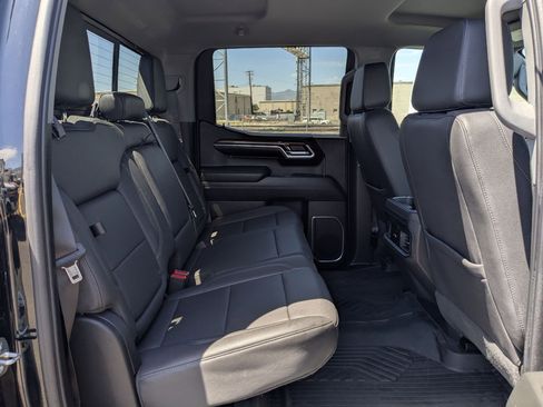 Used 2023 Chevrolet Silverado 1500 LT Trail Boss w/ Convenience Package II AWD/4WD image 26