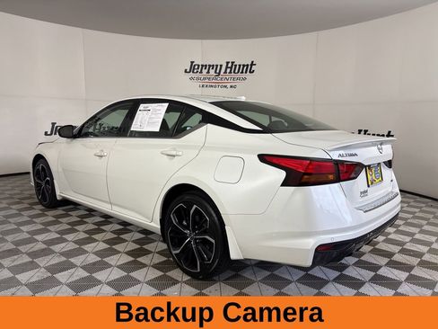 Used 2023 Nissan Altima 2.5 SR image 7