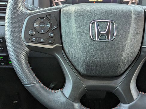 Used 2022 Honda Passport TrailSport image 21