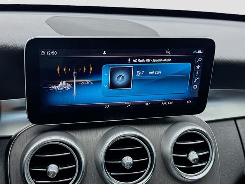 Used 2019 Mercedes-Benz C 300 Sedan image 11