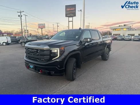 Certified 2022 GMC Sierra 1500 AT4 w/ AT4 Premium Package image 4