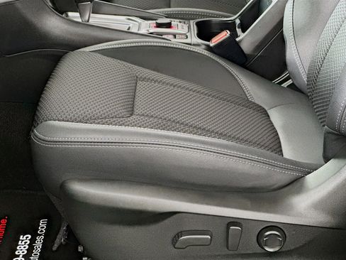 Used 2023 Subaru Forester Premium image 20