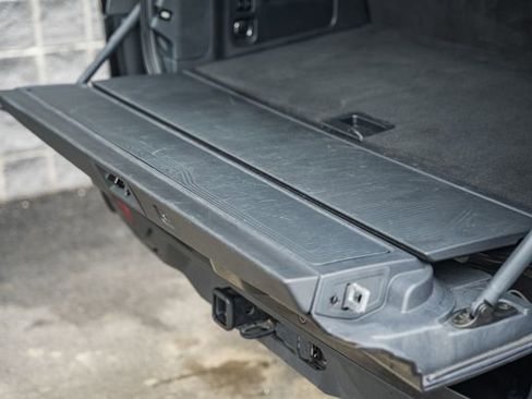 Used 2025 Ford Expedition Active AWD/4WD image 15