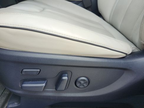 Certified 2022 Hyundai Palisade Calligraphy FWD image 16