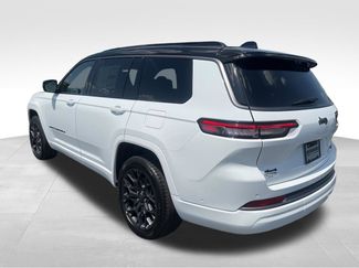 New 2026 Jeep Grand Cherokee L Summit w/ Obsidian Package AWD/4WD video 3