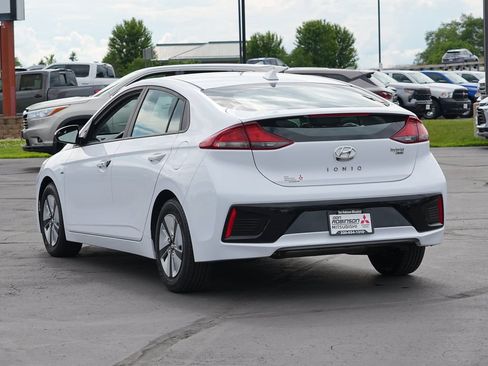 Used 2018 Hyundai Ioniq Blue FWD image 5
