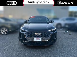 Used 2025 Audi Q5 Premium Plus w/ Premium Plus AWD/4WD video 1