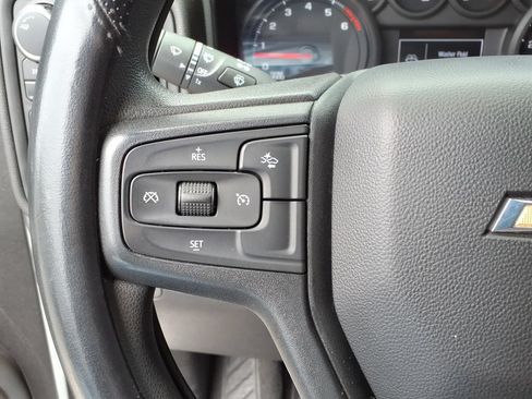 Used 2024 Chevrolet Silverado 2500 Custom w/ Custom Value Package AWD/4WD image 31
