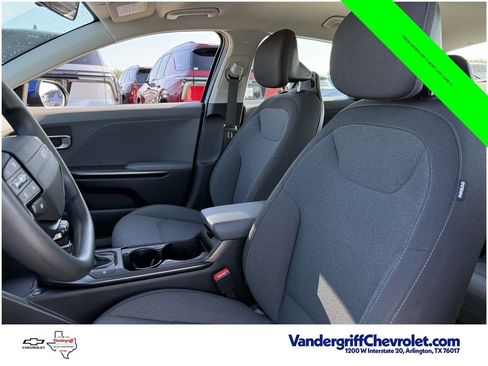 Used 2025 Kia K4 FWD image 21