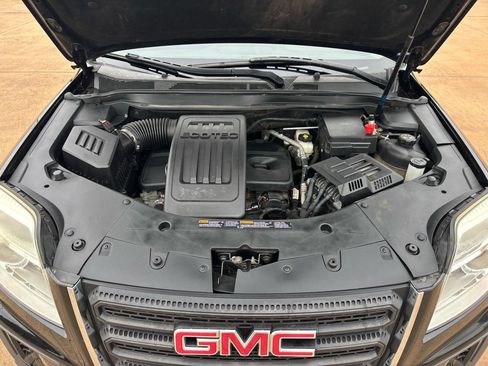 Used 2017 GMC Terrain SLE FWD image 21