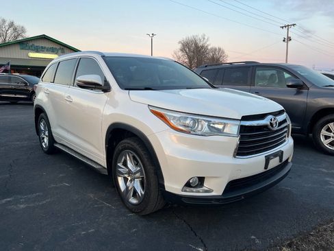 Used 2014 Toyota Highlander Limited image 1