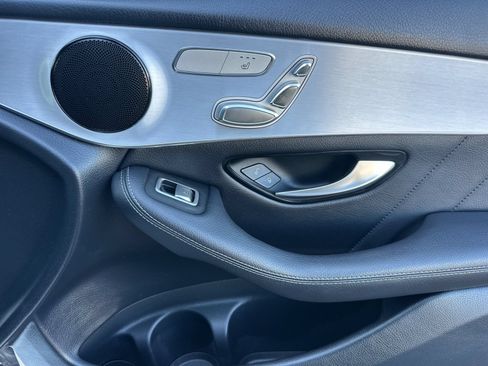 Used 2019 Mercedes-Benz GLC 300 image 20