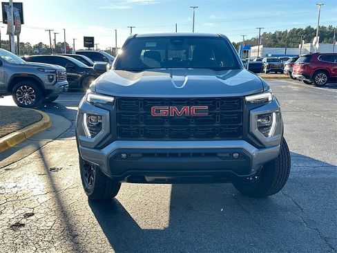 New 2026 GMC Canyon Elevation w/ Convenience Package image 5