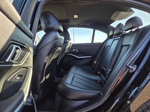 Used 2025 BMW 330i image 14