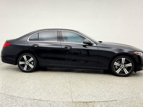 Used 2022 Mercedes-Benz C 300 Sedan image 4