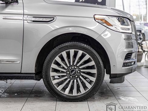 Used 2021 Lincoln Navigator Reserve w/ Luxury Package AWD/4WD image 11