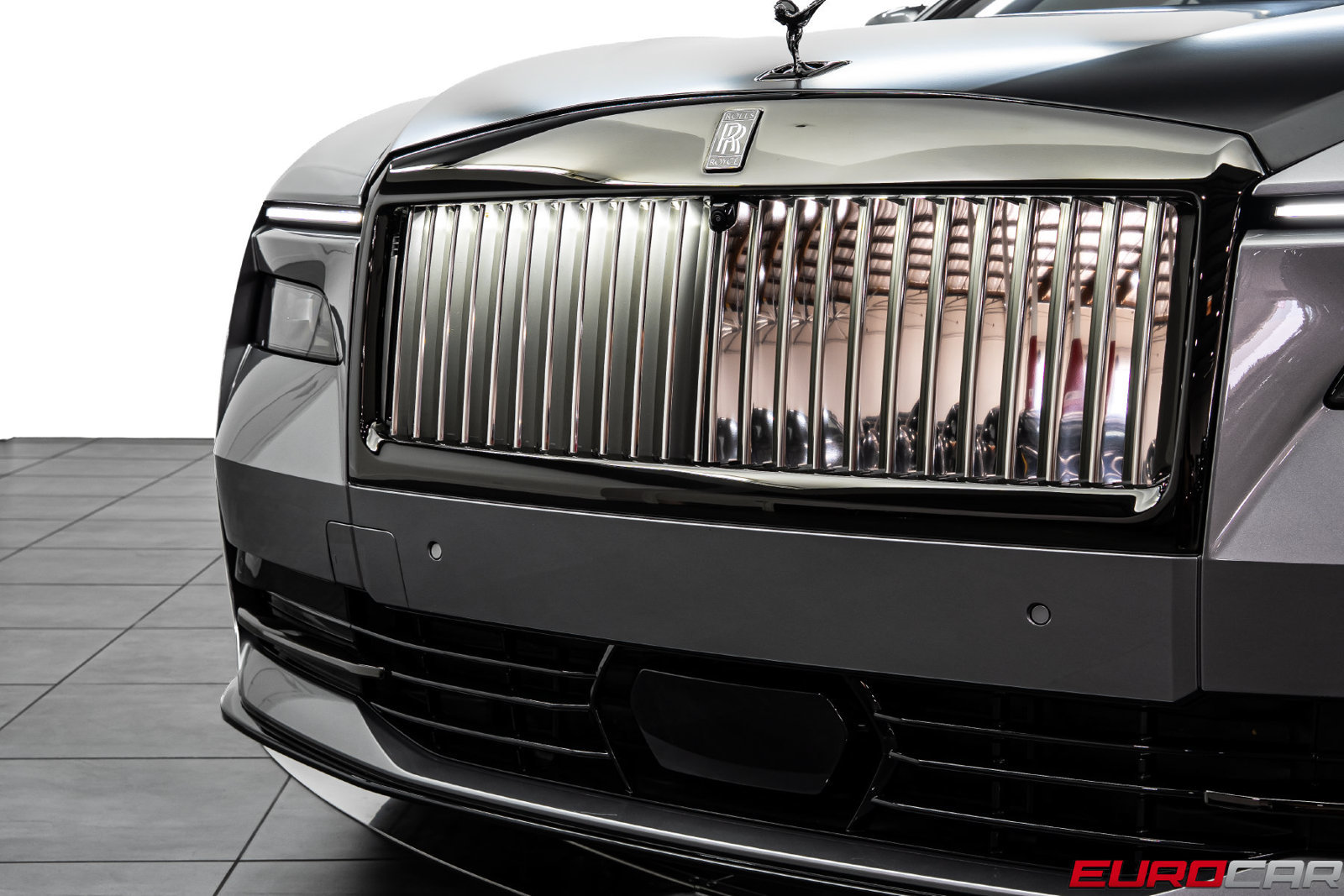 Used 2026 Rolls-Royce Spectre Black Badge w/ Spectre Enhancement Package AWD/4WD image 13