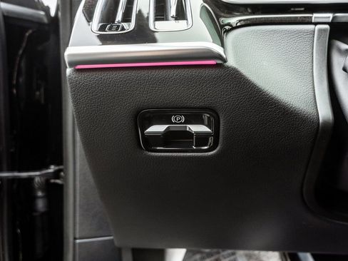 Used 2022 Mercedes-Benz S 500 4MATIC image 18