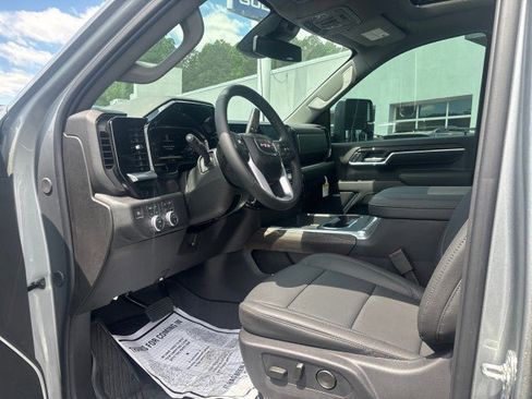 New 2026 GMC Sierra 2500 SLT w/ SLT Premium Package AWD/4WD image 14