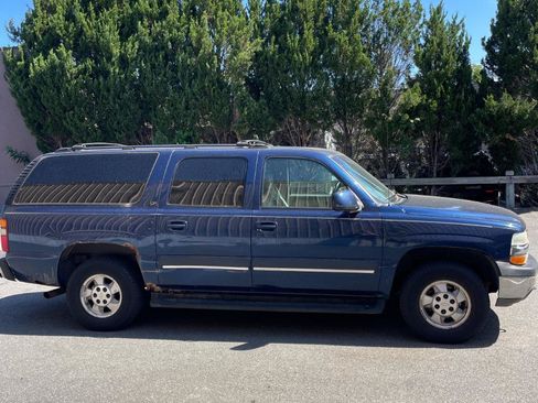 Used 2002 Chevrolet Suburban LT AWD/4WD image 13
