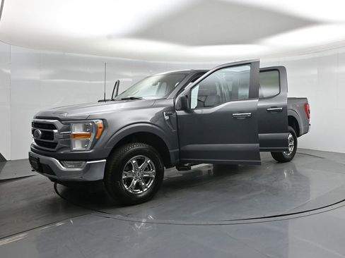 Certified 2023 Ford F150 XLT w/ XTR Package image 31