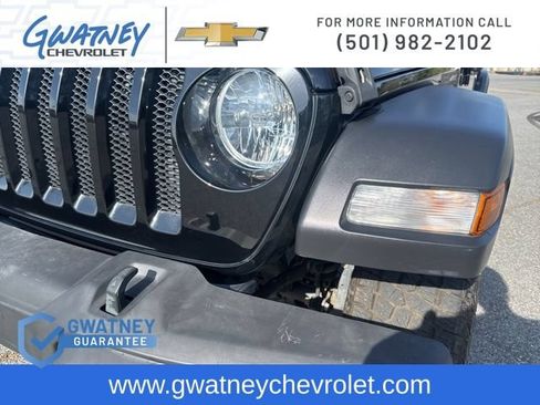 Used 2021 Jeep Wrangler Unlimited Sport AWD/4WD image 14