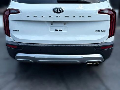 Used 2020 Kia Telluride SX w/ SX Prestige Package image 4